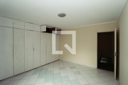 Casa à venda com 214m², 4 quartos e 2 vagas Casa à venda com 214m², 4 quartos e 2 vagasSuíte 1