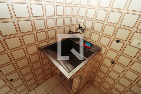 Casa à venda com 214m², 4 quartos e 2 vagas Casa à venda com 214m², 4 quartos e 2 vagasÁrea de Serviço