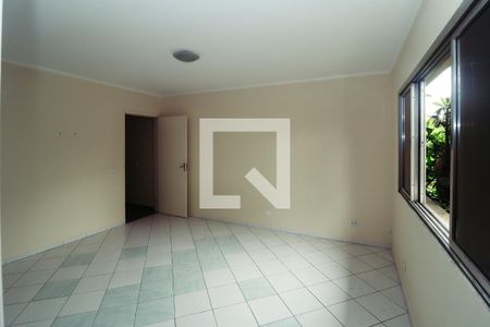 Casa à venda com 214m², 4 quartos e 2 vagas Casa à venda com 214m², 4 quartos e 2 vagasSuíte 1