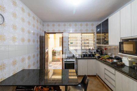 Casa à venda com 123m², 3 quartos e 2 vagasCozinha 