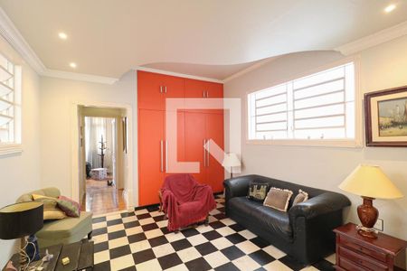 Casa à venda com 180m², 3 quartos e 2 vagas Casa à venda com 180m², 3 quartos e 2 vagasCopa