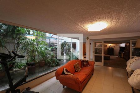 Casa à venda com 180m², 3 quartos e 2 vagas Casa à venda com 180m², 3 quartos e 2 vagasSala 2