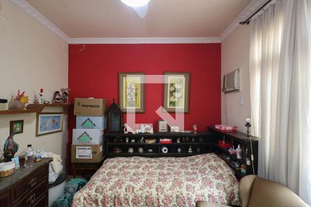 Casa à venda com 180m², 3 quartos e 2 vagas Casa à venda com 180m², 3 quartos e 2 vagasQuarto 2