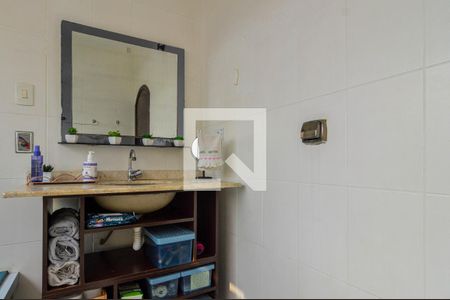 Casa à venda com 170m², 3 quartos e 3 vagasBanheiro