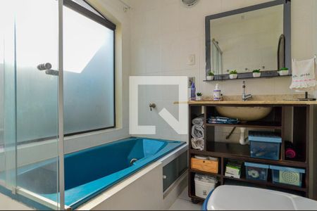 Casa à venda com 170m², 3 quartos e 3 vagasBanheiro