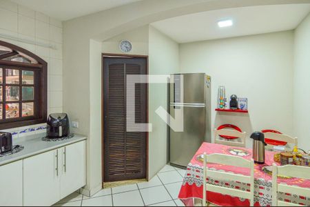 Casa à venda com 170m², 3 quartos e 3 vagasCozinha