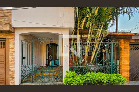 Casa à venda com 170m², 3 quartos e 3 vagasFachada