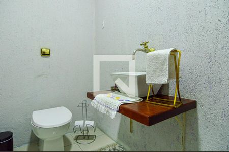 Casa à venda com 170m², 3 quartos e 3 vagasLavabo