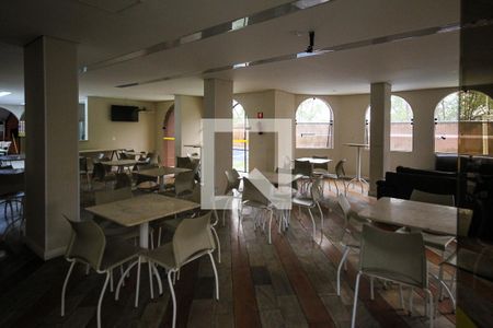 Apartamento à venda com 85m², 3 quartos e 1 vaga Apartamento à venda com 85m², 3 quartos e 1 vagaÁrea comum - Salão de festas