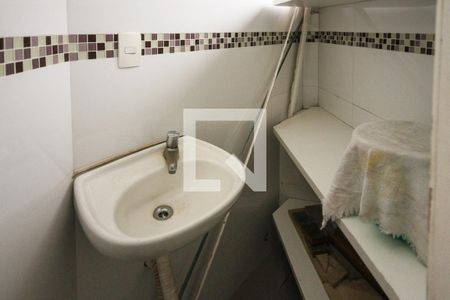 Apartamento à venda com 85m², 3 quartos e 1 vaga Apartamento à venda com 85m², 3 quartos e 1 vagaBanheiro de serviço