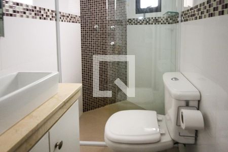 Apartamento à venda com 85m², 3 quartos e 1 vaga Apartamento à venda com 85m², 3 quartos e 1 vagaBanheiro da Suite