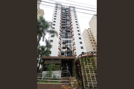 Apartamento à venda com 85m², 3 quartos e 1 vaga Apartamento à venda com 85m², 3 quartos e 1 vagaFachada