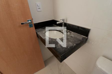 Apartamento à venda com 54m², 2 quartos e 1 vagaBanheiro Social