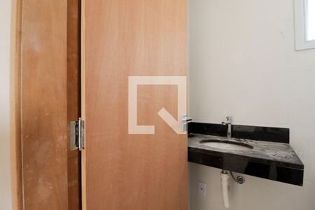Apartamento à venda com 54m², 2 quartos e 1 vagaBanheiro Social
