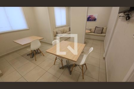 Apartamento à venda com 41m², 2 quartos e sem vagaÁrea comum - Salão de festas