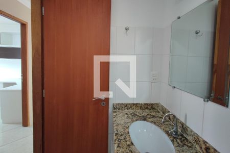 Apartamento à venda com 76m², 3 quartos e 2 vagas Apartamento à venda com 76m², 3 quartos e 2 vagasBanheiro