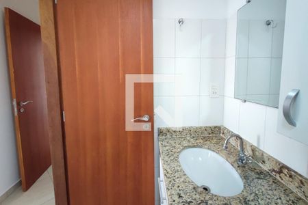 Apartamento à venda com 76m², 3 quartos e 2 vagas Apartamento à venda com 76m², 3 quartos e 2 vagasBanheiro Suíte