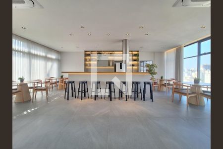 Apartamento para alugar com 27m², 1 quarto e sem vagaÁrea comum - Salão de festas