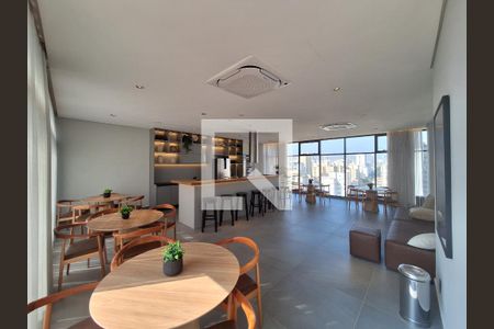 Apartamento para alugar com 27m², 1 quarto e sem vagaÁrea comum - Salão de festas