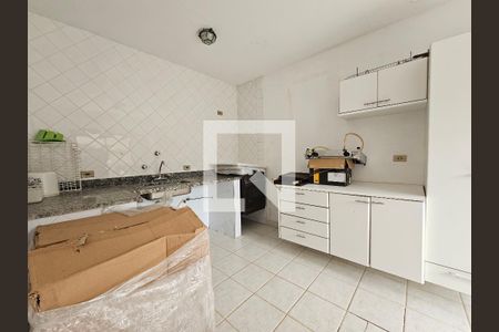 Casa de condomínio para alugar com 800m², 6 quartos e 6 vagascasa do caseiro - cozinha