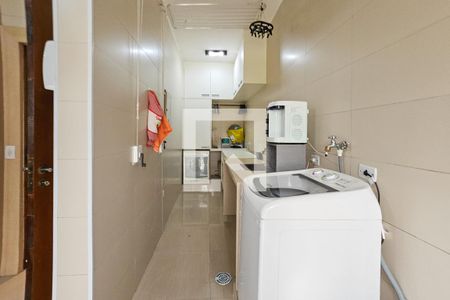 Casa de condomínio para alugar com 800m², 6 quartos e 6 vagasÁrea de serviço