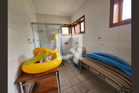 Casa de condomínio para alugar com 800m², 6 quartos e 6 vagasAnexo - banheiro 2