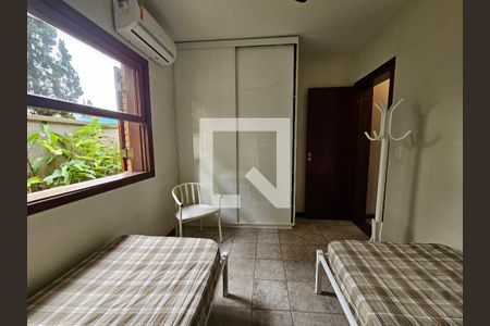 Casa de condomínio para alugar com 800m², 6 quartos e 6 vagasAnexo - Quarto 2