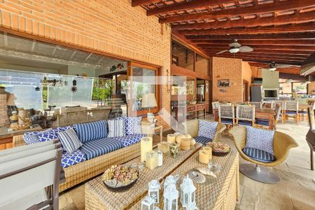 Casa de condomínio para alugar com 800m², 6 quartos e 6 vagasÁrea de Lazer privativa - churrasqueira