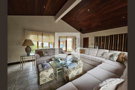 Casa de condomínio para alugar com 800m², 6 quartos e 6 vagasAnexo - sala de tv