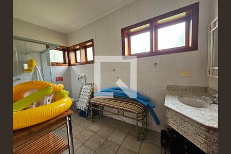 Casa de condomínio para alugar com 800m², 6 quartos e 6 vagasAnexo - banheiro 2