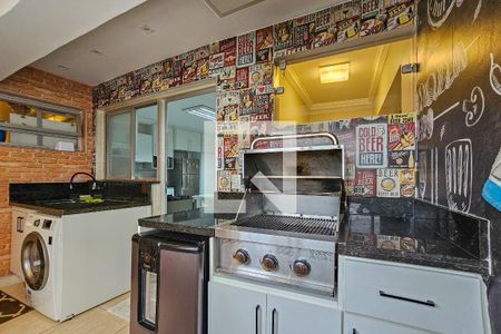 Apartamento para alugar com 200m², 4 quartos e 2 vagasÁrea de serviço 