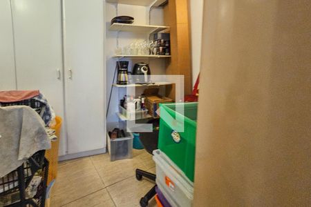Apartamento para alugar com 200m², 4 quartos e 2 vagasÁrea de serviço 