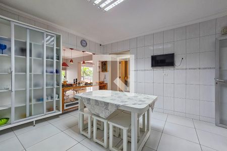 Apartamento para alugar com 200m², 4 quartos e 2 vagasCozinha