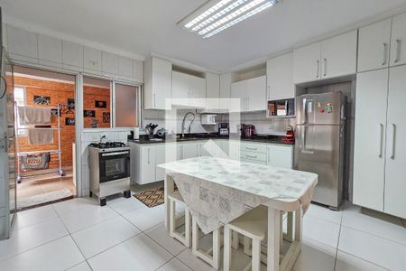 Apartamento para alugar com 200m², 4 quartos e 2 vagasCozinha