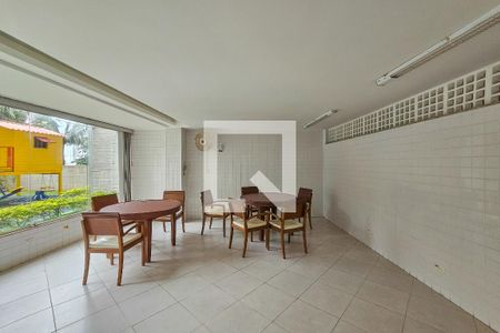 Apartamento para alugar com 200m², 4 quartos e 2 vagasÁrea de Lazer 