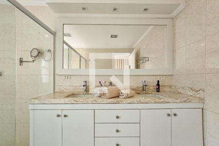 Apartamento para alugar com 200m², 4 quartos e 2 vagasBanheiro da Suíte 