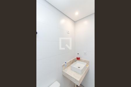 Banheiro de apartamento para alugar com 1 quarto, 140m² em Vila Isolina Mazzei, São Paulo