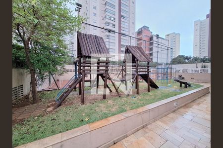 Apartamento à venda com 92m², 3 quartos e 2 vagasÁrea comum - Playground