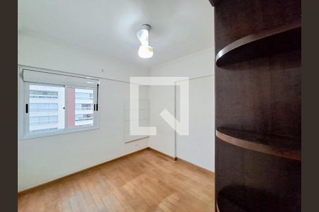 Apartamento à venda com 92m², 3 quartos e 2 vagasQuarto 2