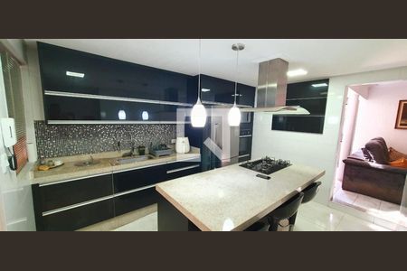 Casa à venda com 158m², 3 quartos e 3 vagasFoto 24