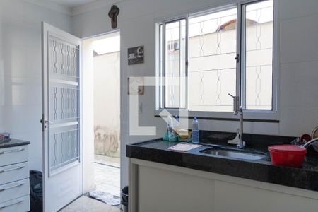 Casa à venda com 750m², 3 quartos e 2 vagas Casa à venda com 750m², 3 quartos e 2 vagasCozinha