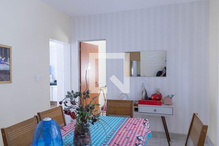 Casa à venda com 750m², 3 quartos e 2 vagas Casa à venda com 750m², 3 quartos e 2 vagasCopa