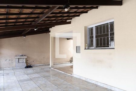 Casa à venda com 750m², 3 quartos e 2 vagas Casa à venda com 750m², 3 quartos e 2 vagasGaragem