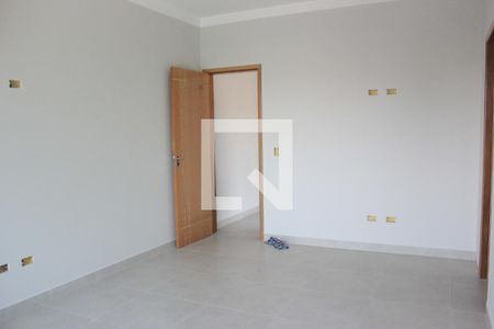 Casa à venda com 131m², 3 quartos e 4 vagasSuíte 3