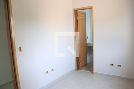 Casa à venda com 131m², 3 quartos e 4 vagasSuíte 2