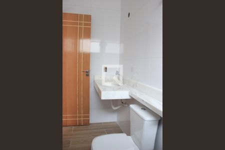 Casa à venda com 131m², 3 quartos e 4 vagasBanheiro da Suíte 1