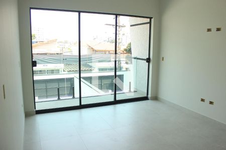 Casa à venda com 131m², 3 quartos e 4 vagasSuíte 3