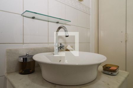 Casa à venda com 169m², 3 quartos e 1 vagaBanheiro da Suíte 2