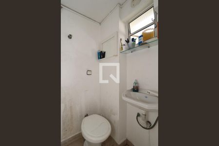 Casa à venda com 169m², 3 quartos e 1 vagaBanheiro de serviço