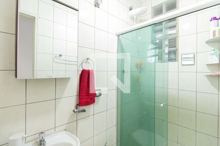 Casa à venda com 198m², 3 quartos e 5 vagasBanheiro da Suíte